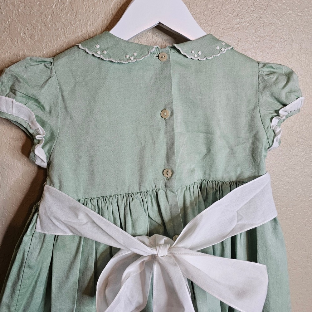 Pepa London Signature Girls Green Hand Smocked Cotton Dress Peter Pan Collar 4 - Picture 9 of 10
